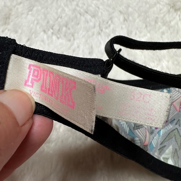 PINK VS Wear Everywhere Printed Push Up Bra Women’s 32C - Picture 8 of 10